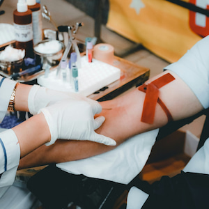Hipnosis por miedo a los ANÁLISIS de SANGRE